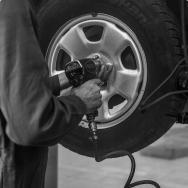 Pneumatic wrenches